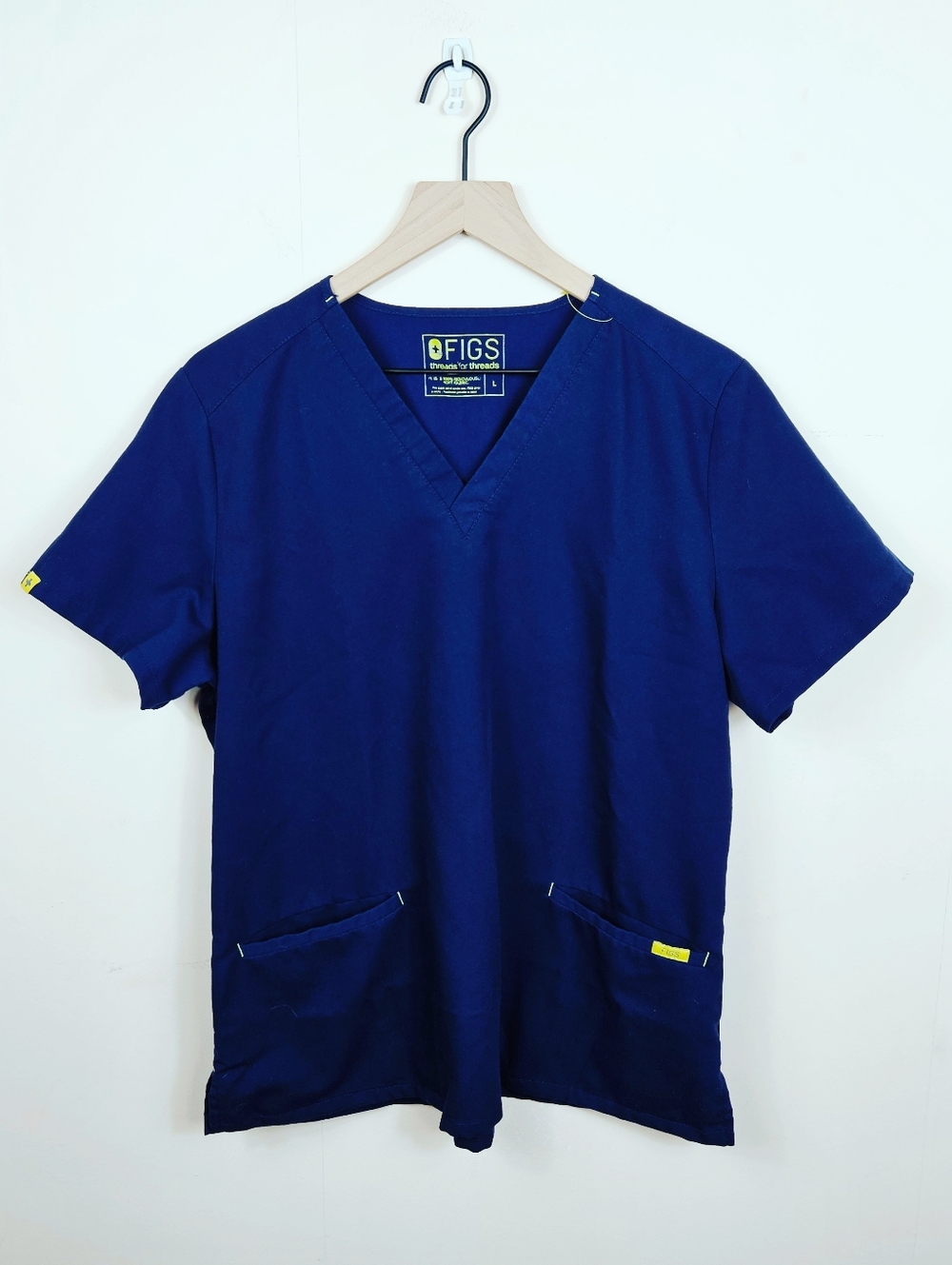 FIGS Scrub Top – Navy Blue Large